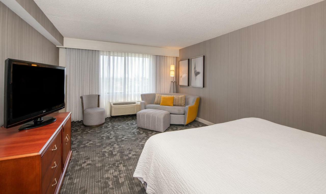 Courtyard By Marriott Silicon Valley Hotel